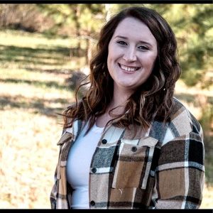 Meet your Posher, Anna